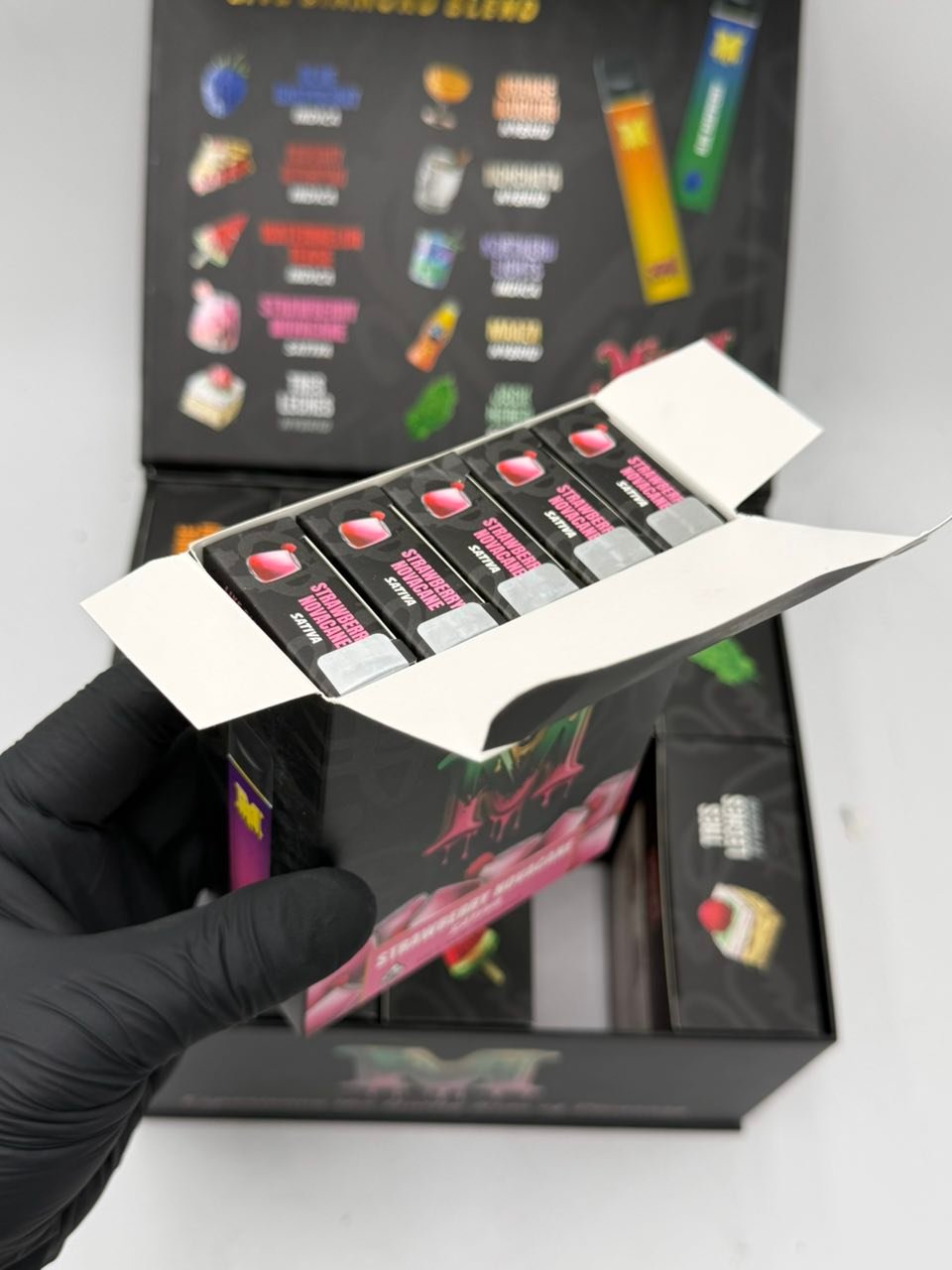 Minaj Extracts 2G Disposable Live Diamond Blend - Image 7