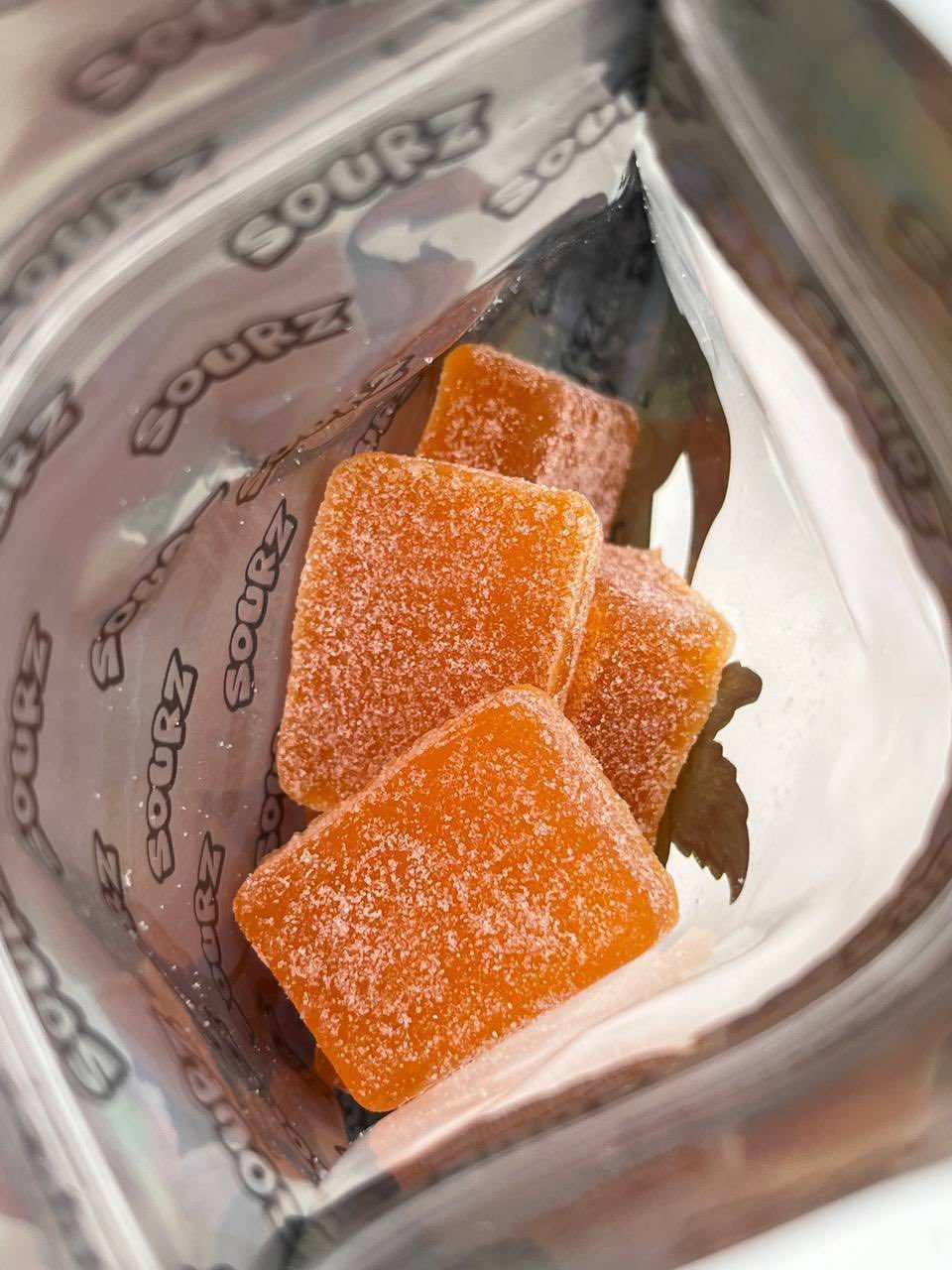 Sourz Liquid Diamond Gummies 600MG - Image 9
