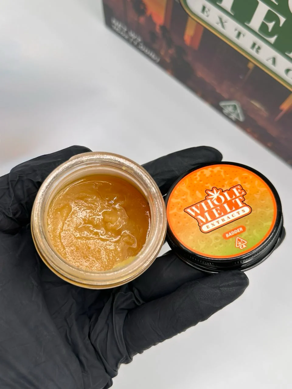 Whole Melt Extracts Live Resin Badder