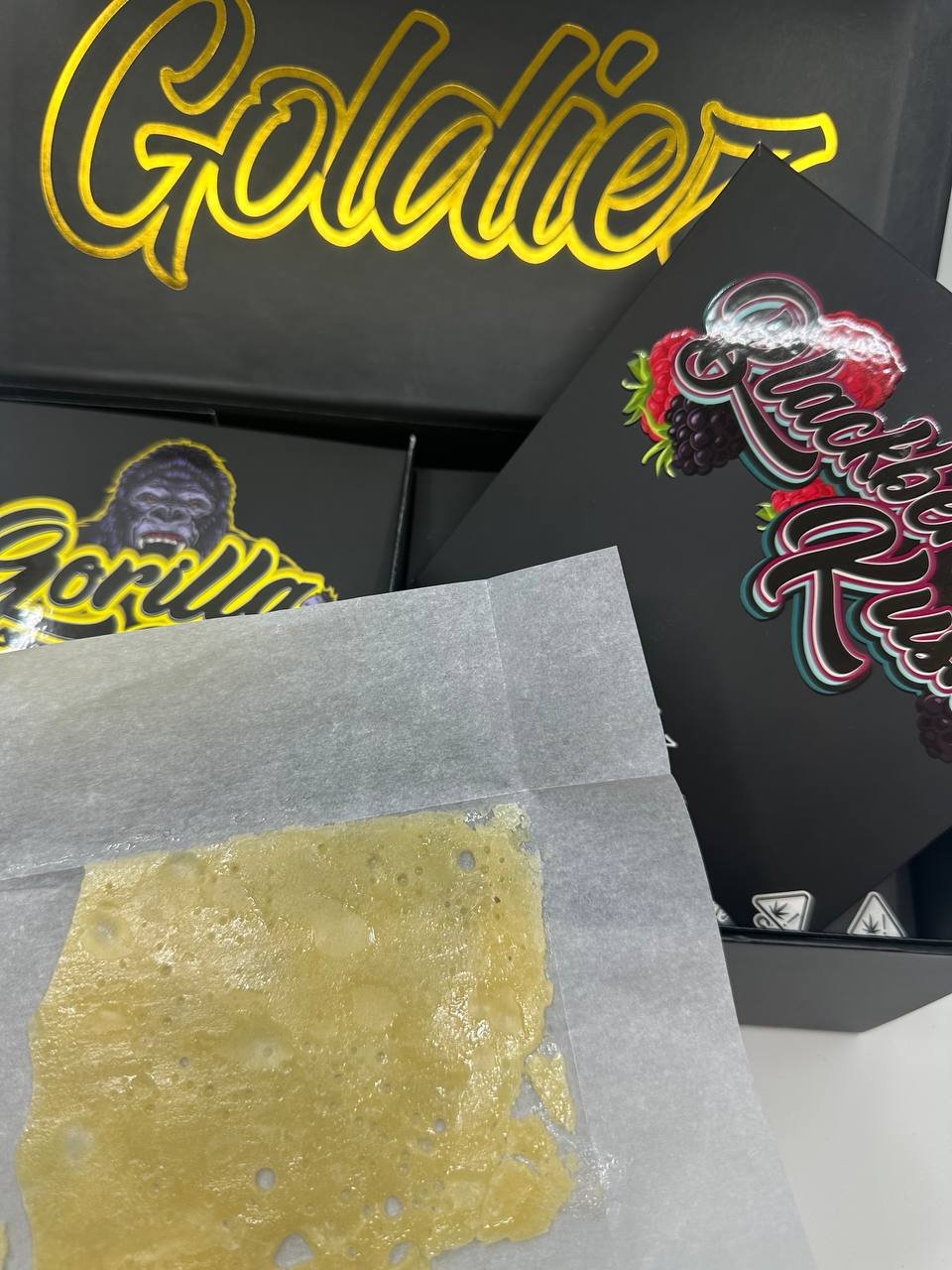 Goldiez Luxury Shatter - Image 2