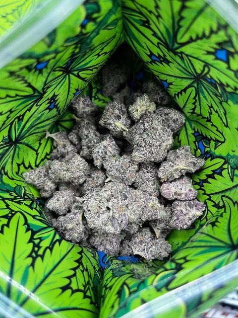 Pillows By Snooze Premium Cannabis Flower - Image 3